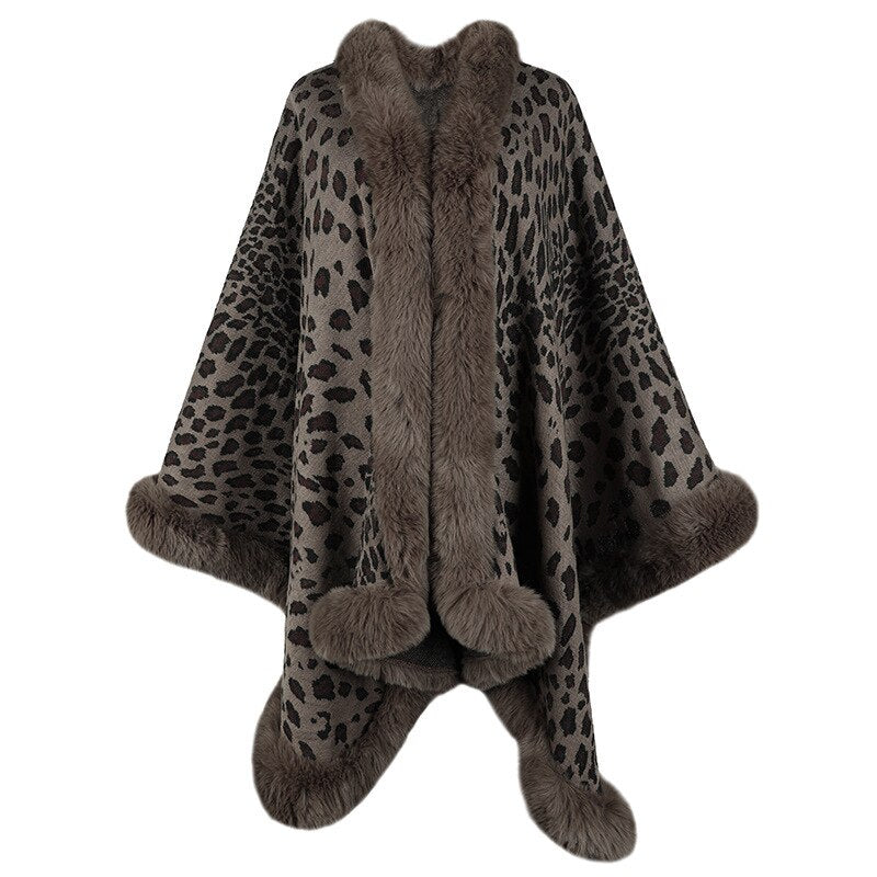 2022 Winter Thick Warm Poncho with Fur Collar in Vintage Leopard Pattern, featuring batwing sleeves and open stitch closure.