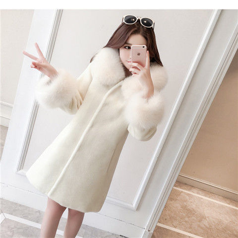 Winter New Women's Warm Fur Coat, Faux Fur Faux Fur Hooded Mid-length