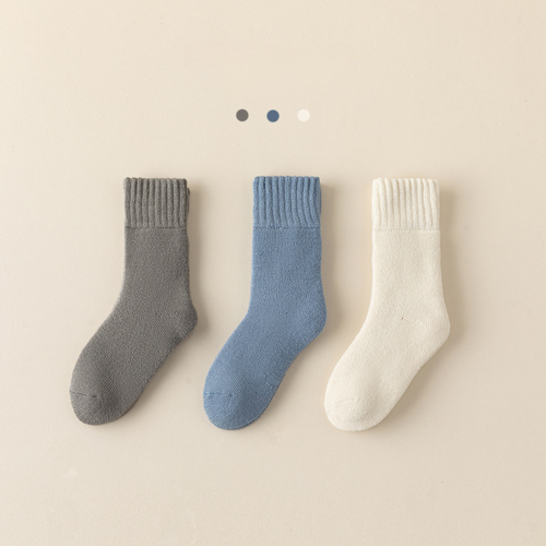 Winter/Autumn Candy-Colored Mid-Calf Socks in Combed Cotton for Warmth