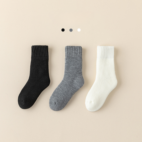 Winter/Autumn Candy-Colored Mid-Calf Socks in Combed Cotton for Warmth